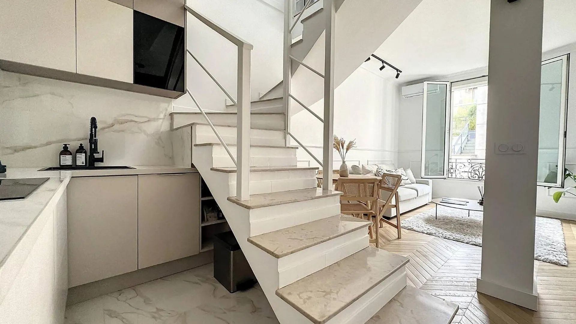 Cannes : Duplex A 5 Minutes A Pied Du Palais Des Festivals Apartment